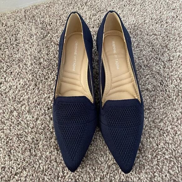Adrienne Vittadini Skippy Kitten Heel Pumps Navy Blue Stretch NWOT Women's 6M - Picture 14 of 15